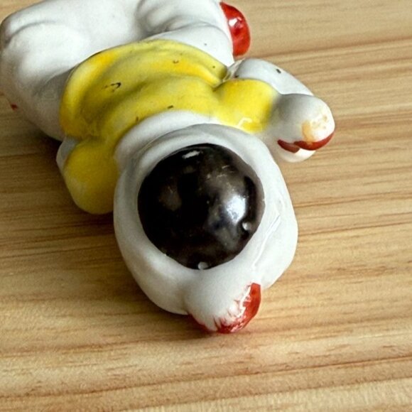 Vintage Porcelain Musician Girl Figurine w Cello Violin Yellow White Red - Picture 6 of 10